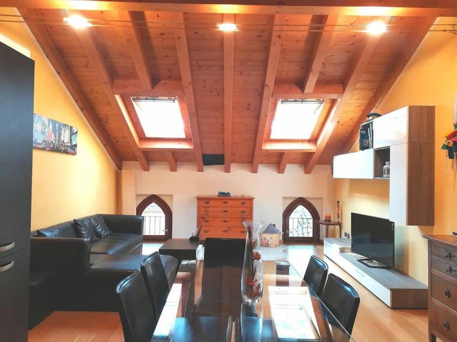 La Corte House Salo Bagian luar foto