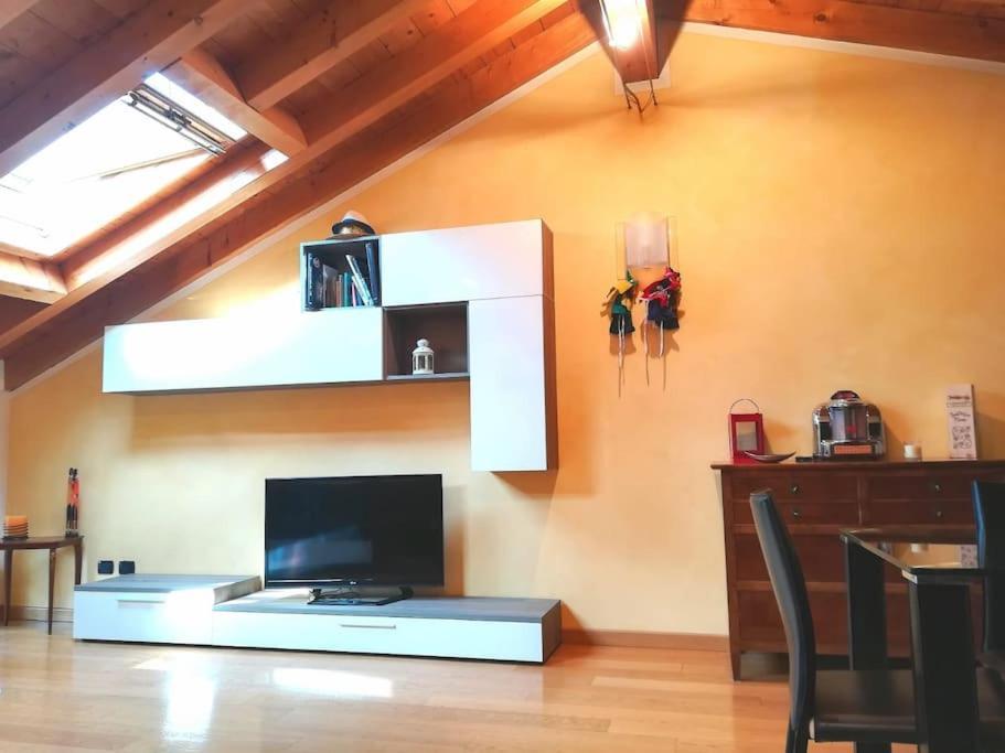 La Corte House Salo Bagian luar foto